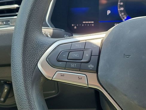 Used 2022 Volkswagen Tiguan S image 24