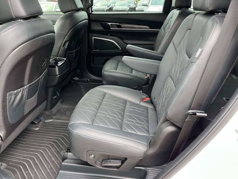 Used 2025 Kia Telluride SX X-Line AWD/4WD image 7