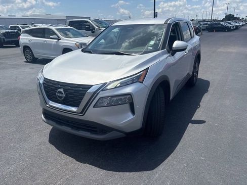 Used 2023 Nissan Rogue SV AWD/4WD image 1