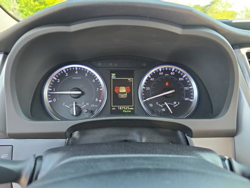 Used 2018 Toyota Highlander Limited Platinum AWD/4WD image 22