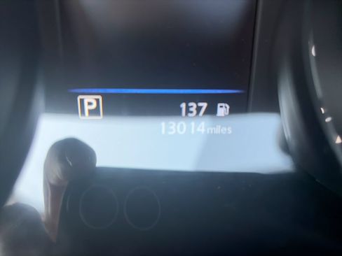 Used 2022 Nissan Rogue Sport SL w/ Premium Package FWD image 12