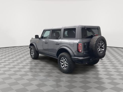 Used 2025 Ford Bronco Badlands AWD/4WD image 2