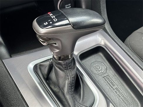 Certified 2022 Dodge Charger R/T image 28