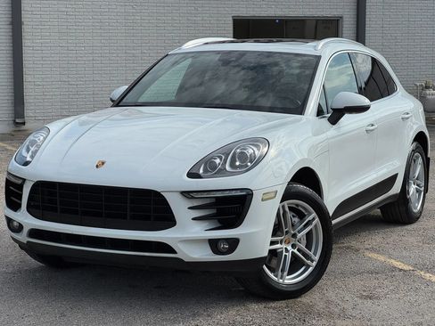 Used 2017 Porsche Macan S AWD/4WD image 2