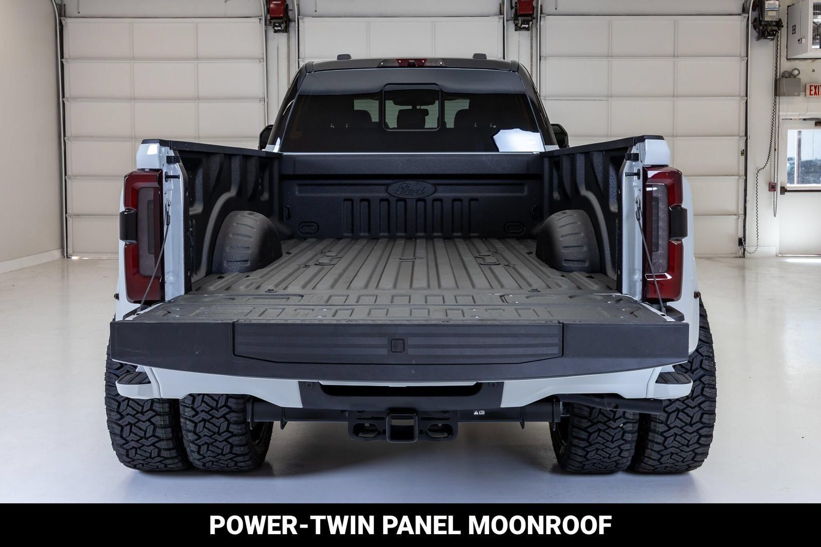 Used 2026 Ford F450 Platinum w/ Platinum Plus Package AWD/4WD image 9
