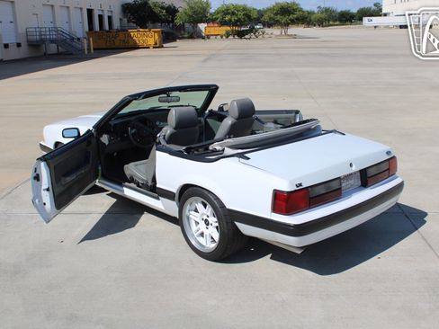 Used 1989 Ford Mustang LX RWD image 23