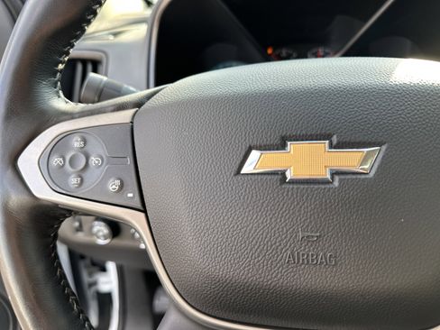 Used 2022 Chevrolet Colorado Z71 AWD/4WD image 26