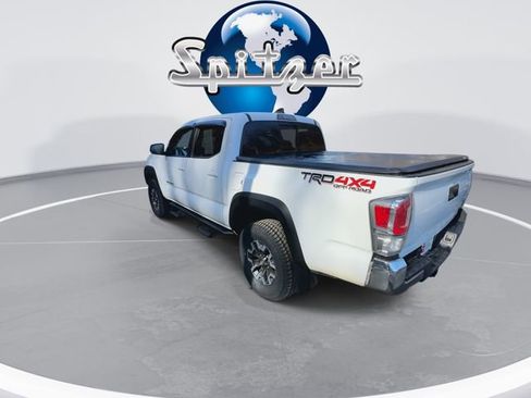 Used 2023 Toyota Tacoma TRD Off-Road image 8
