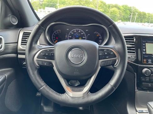 Used 2022 Jeep Grand Cherokee Laredo E w/ Security & Convenience Group AWD/4WD image 14