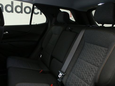 Used 2022 Chevrolet Equinox LT image 24