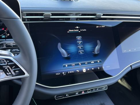 New 2026 Mercedes-Benz E 450 4MATIC Sedan image 19