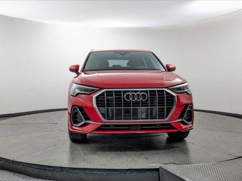 Used 2023 Audi Q3 2.0T Premium Plus w/ Premium Plus Package image 12