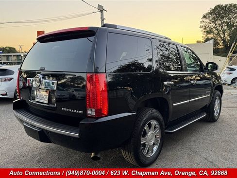 Used 2009 Cadillac Escalade 2WD image 3