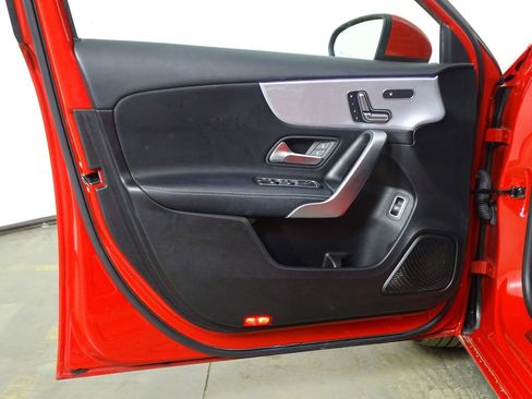 Used 2019 Mercedes-Benz A 220 w/ Premium Package image 15