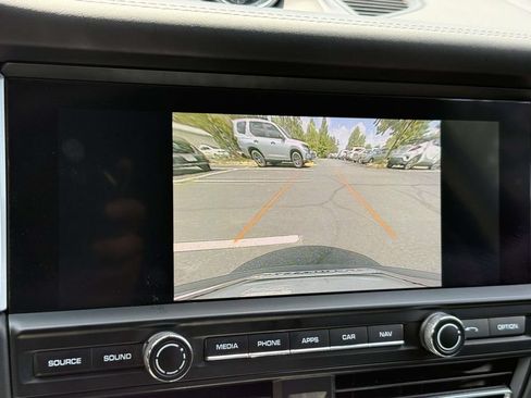 Used 2019 Porsche Macan S AWD/4WD image 11