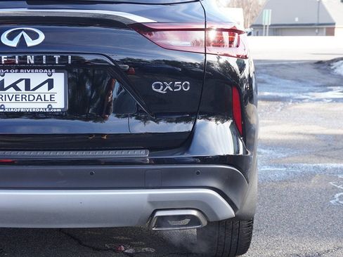Used 2022 INFINITI QX50 Essential w/ Cargo Package image 18