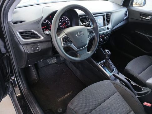 Used 2020 Hyundai Accent SEL image 10