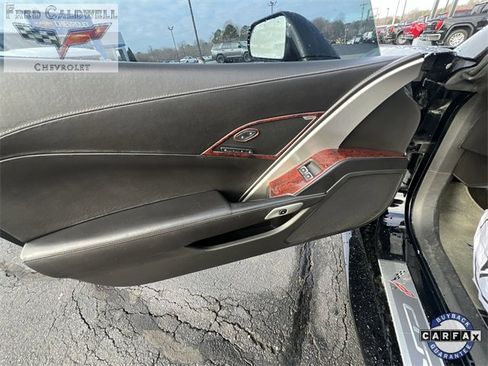 Used 2015 Chevrolet Corvette Stingray Coupe w/ 3LT Preferred Equipment Group image 21