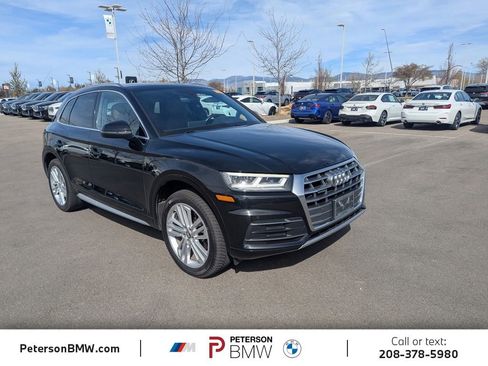 Used 2019 Audi Q5 2.0T Premium Plus w/ Premium Plus Package image 4