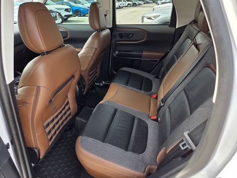 Used 2022 Ford Bronco Sport Outer Banks w/ Tech Package AWD/4WD image 9
