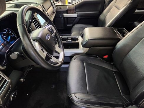 Used 2017 Ford F250 Lariat w/ Chrome Package image 14