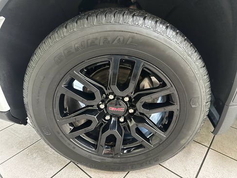 Certified 2023 GMC Sierra 1500 Pro w/ Graphite Edition image 20