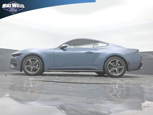 Used 2025 Ford Mustang Coupe image 20