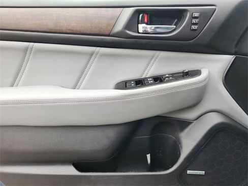 Used 2019 Subaru Outback 2.5i Limited image 23