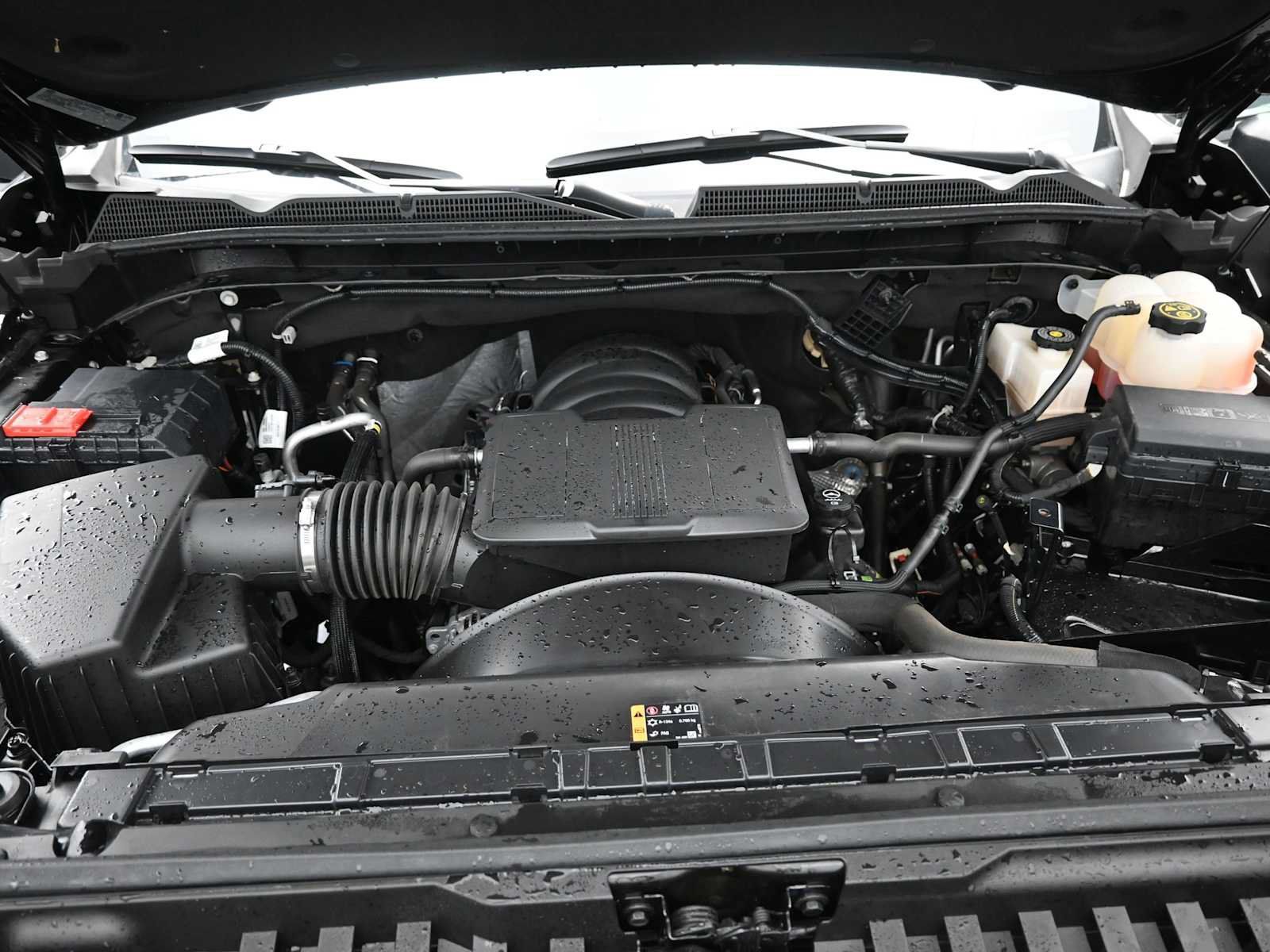 Used 2024 GMC Sierra 2500 AT4 w/ AT4 Preferred Package AWD/4WD image 17