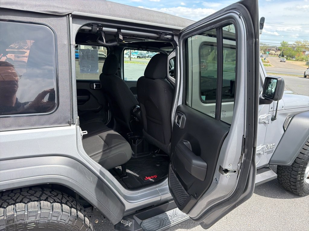 Used 2021 Jeep Wrangler Unlimited Sport AWD/4WD image 18