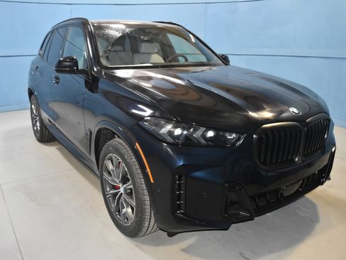 New 2026 BMW X5 xDrive40i w/ Executive Package image 1