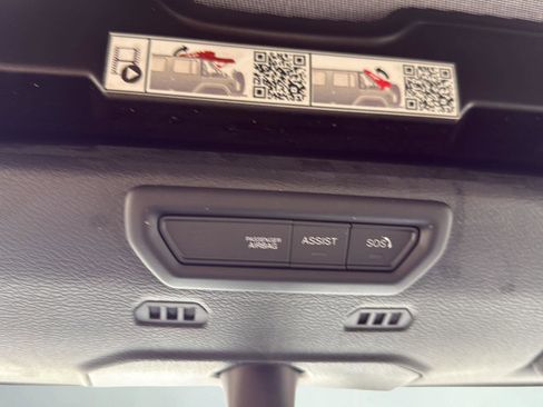 Used 2021 Jeep Wrangler Unlimited Sahara w/ Cold Weather Group image 18