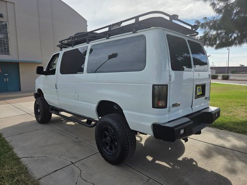 Used 2008 Ford E-350 and Econoline 350 XL image 3