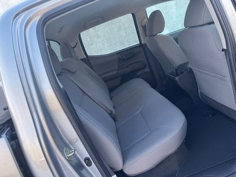 Used 2019 Toyota Tacoma SR5 image 26