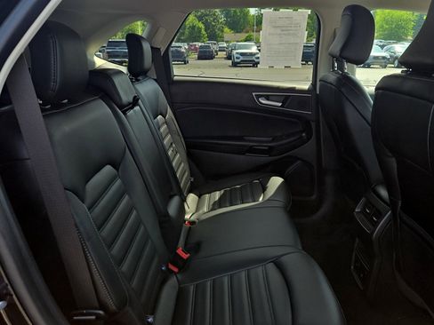 Used 2024 Ford Edge SEL w/ Convenience Package AWD/4WD image 22
