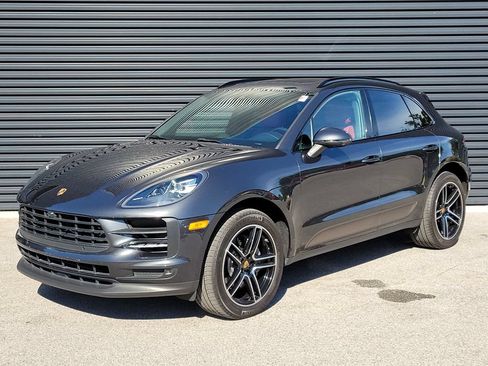 Certified 2021 Porsche Macan S AWD/4WD image 1