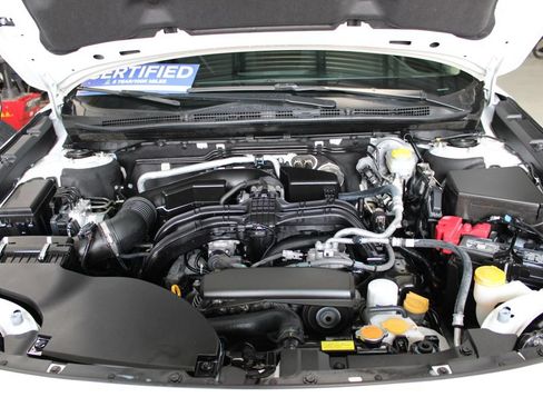 Used 2025 Subaru Outback Premium AWD/4WD image 8