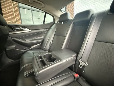 Used 2020 Nissan Maxima 3.5 SL w/ Floor Mat Group image 15