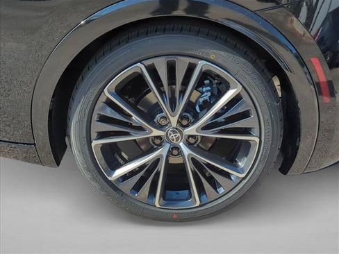 Used 2026 Toyota Prius XLE FWD image 8
