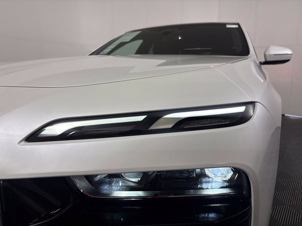 Certified 2024 BMW i7 eDrive50 w/ M Sport Package RWD image 9