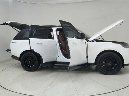 Used 2023 Land Rover Range Rover SE image 73