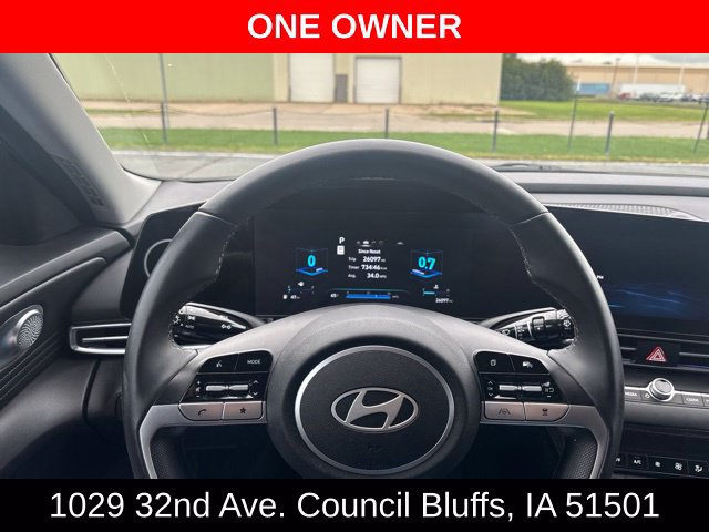 Used 2024 Hyundai Elantra SEL w/ Convenience Package FWD image 17