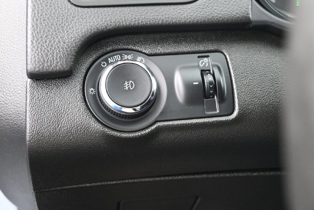 Used 2012 Buick Regal Leather FWD image 29