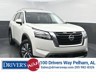 Used 2024 Nissan Pathfinder SL