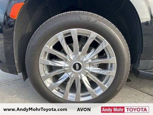 Used 2023 Cadillac Escalade Premium Luxury image 46