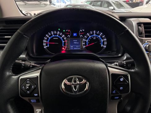 Used 2016 Toyota 4Runner SR5 Premium RWD image 12