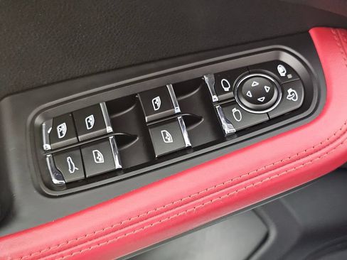 Used 2018 Porsche Macan S AWD/4WD image 24