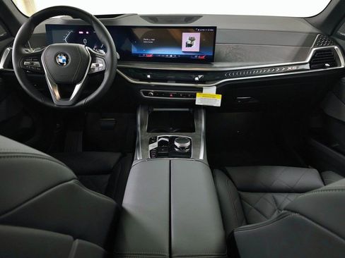 Used 2026 BMW X5 xDrive40i image 10