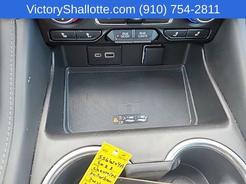 Used 2022 Chevrolet Suburban Z71 w/ Luxury Package AWD/4WD image 40
