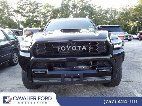 Used 2025 Toyota 4Runner TRD Pro AWD/4WD image 2